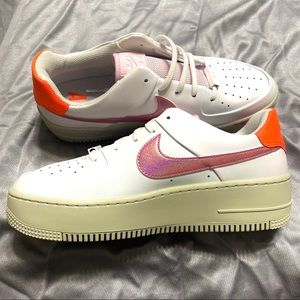 Nike Air Force 1 Sage Low